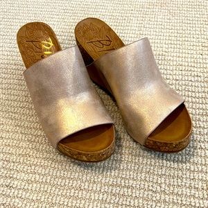 Blowfish Haxy Slip In Wedge Sandal size 7